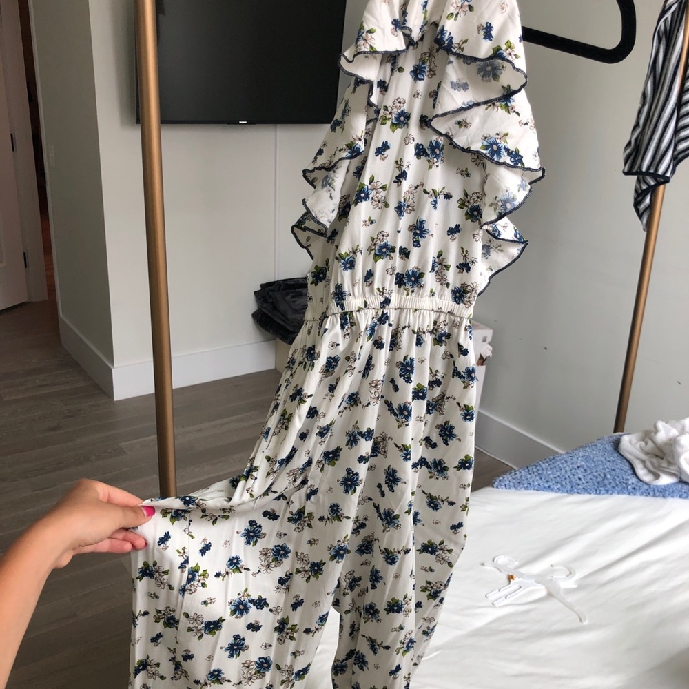 Floral ruffled jumpsuit